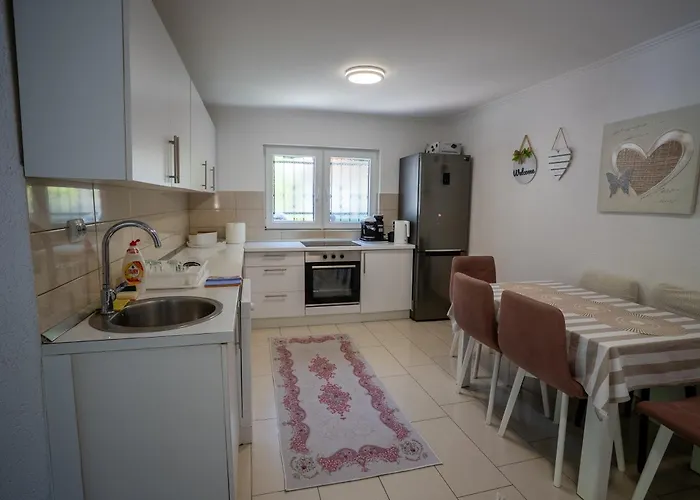 Sanela * 사라예보